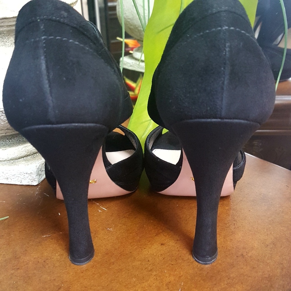 Prada 👀Suede Shoes - Picture 4 of 7